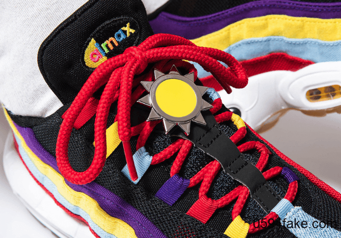 彩色条纹+太阳花装扮!元气满满童趣十足!全新Nike Air Max 95上脚图曝光! 货号:CK5669-400