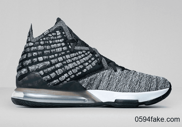 Nike LeBron 17再曝新配色!这三个配色你更心水哪一个?