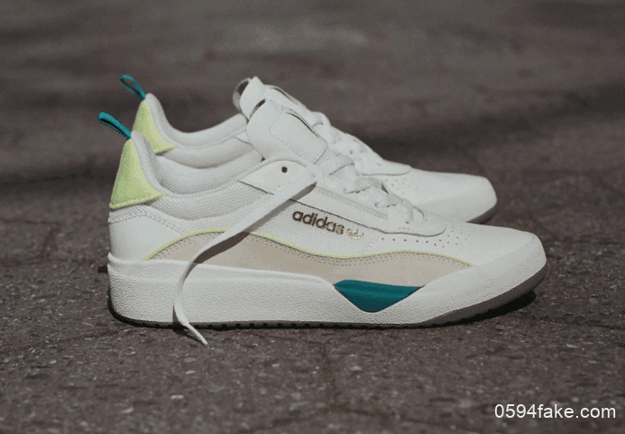 源自90年代网球鞋的经典滑板鞋设计 adidas Liberty Cup现已发售! 货号:EE6104