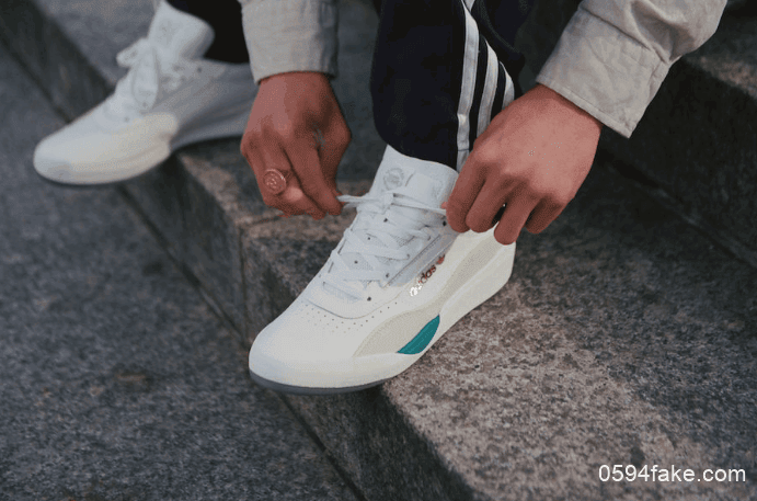 源自90年代网球鞋的经典滑板鞋设计 adidas Liberty Cup现已发售! 货号:EE6104