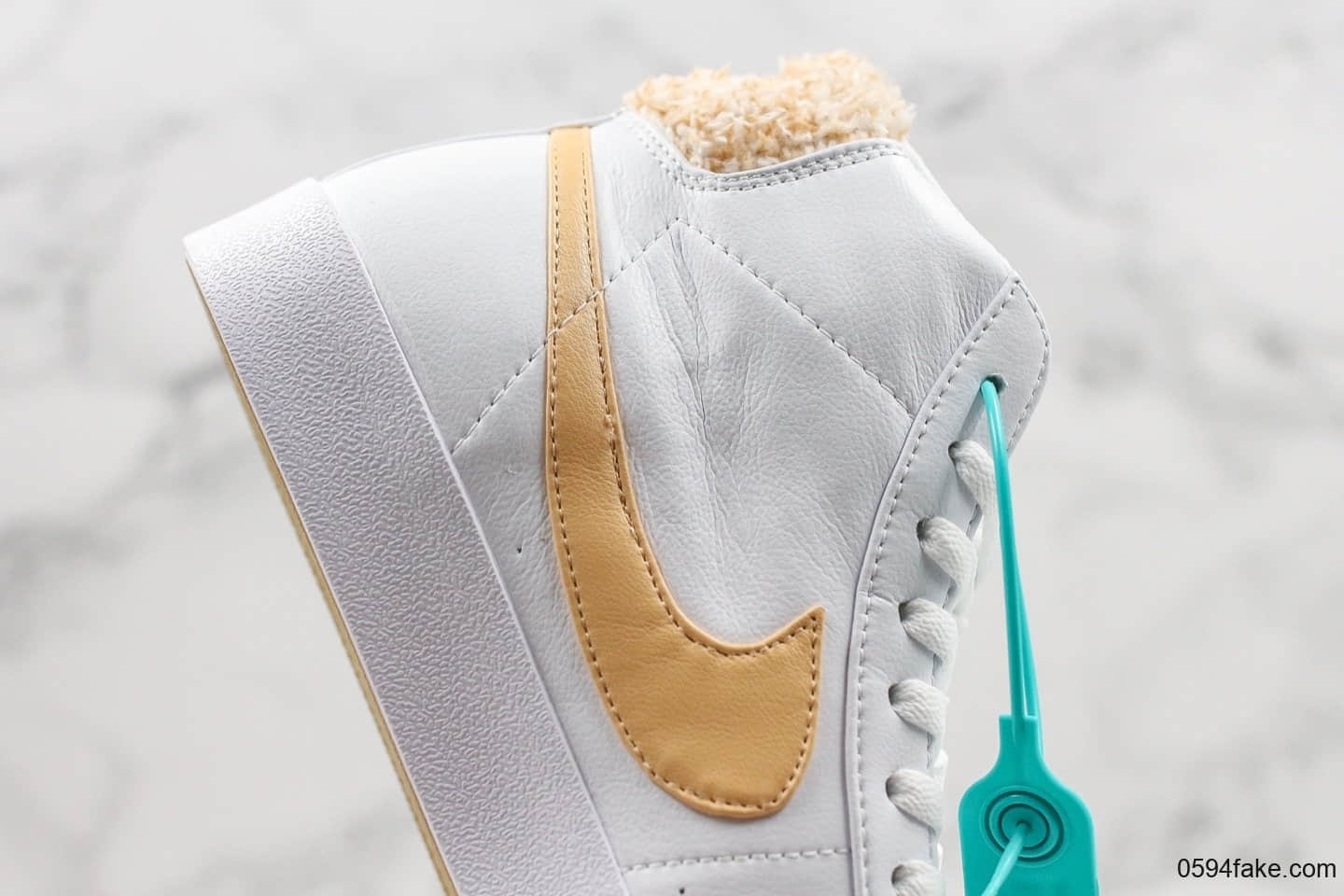 耐克Nike ZOOM BLAZER MID PRM开拓者男女情侣板鞋白黄公司级带半码耐磨硫化橡胶外底 货号：CJ6983-102