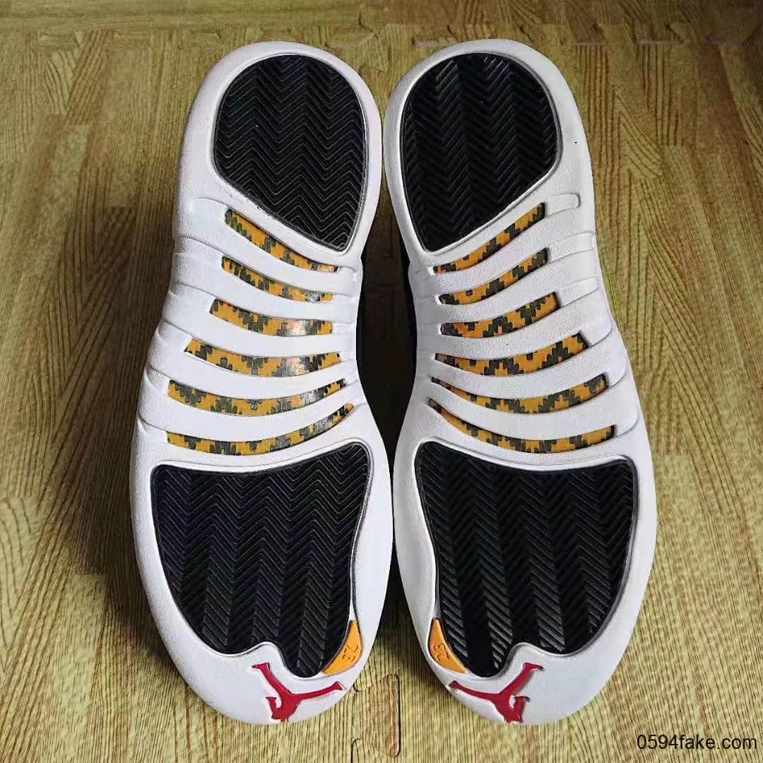 “反转金扣”Air Jordan 12“Reverse Taxi”发售日期提前!不容错过! 货号:130690-017