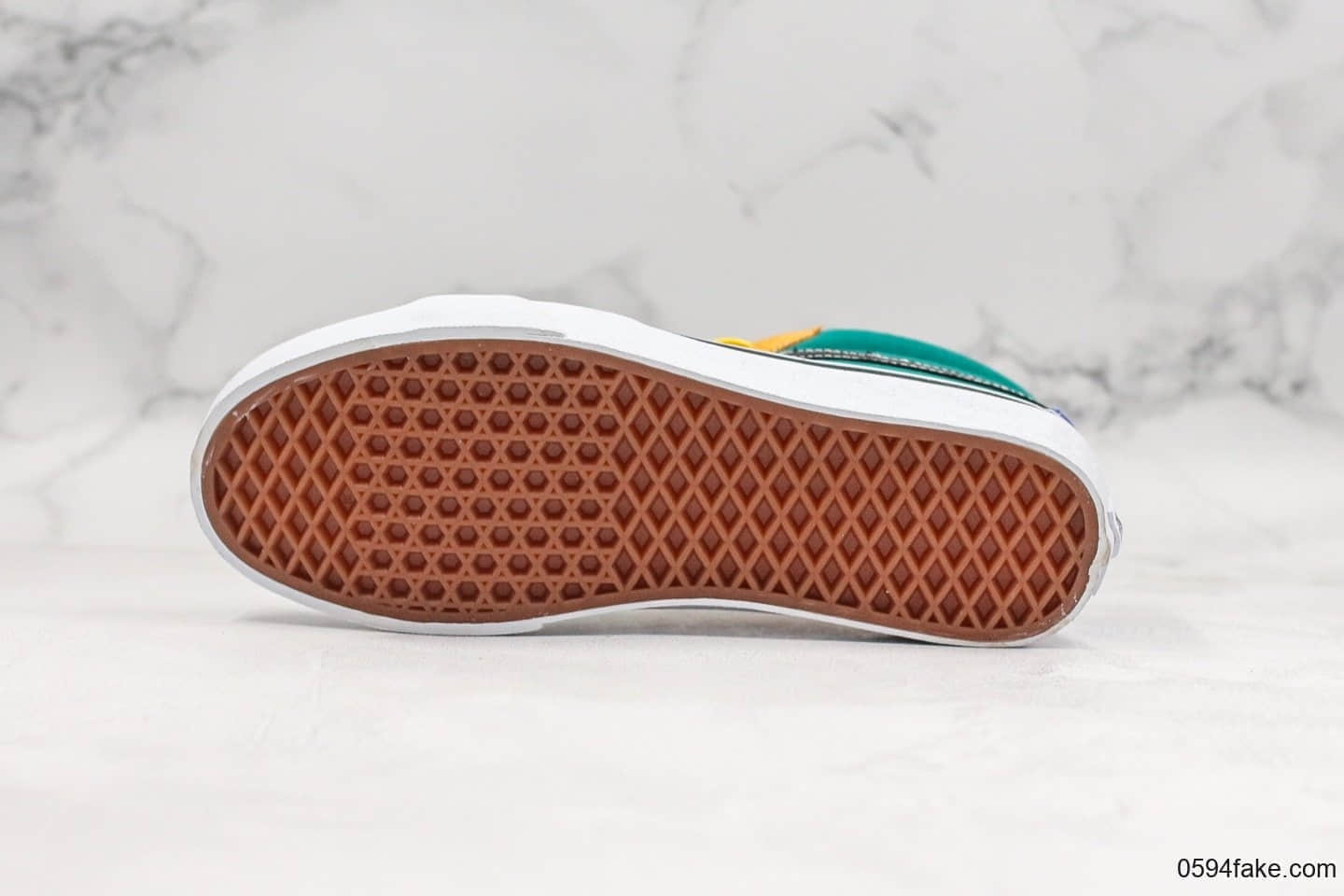 万斯Vans sk8 mid系列公司级黄绿中帮男女款帆布滑板鞋原厂硫化工艺 货号:VN0A3WM3TGN