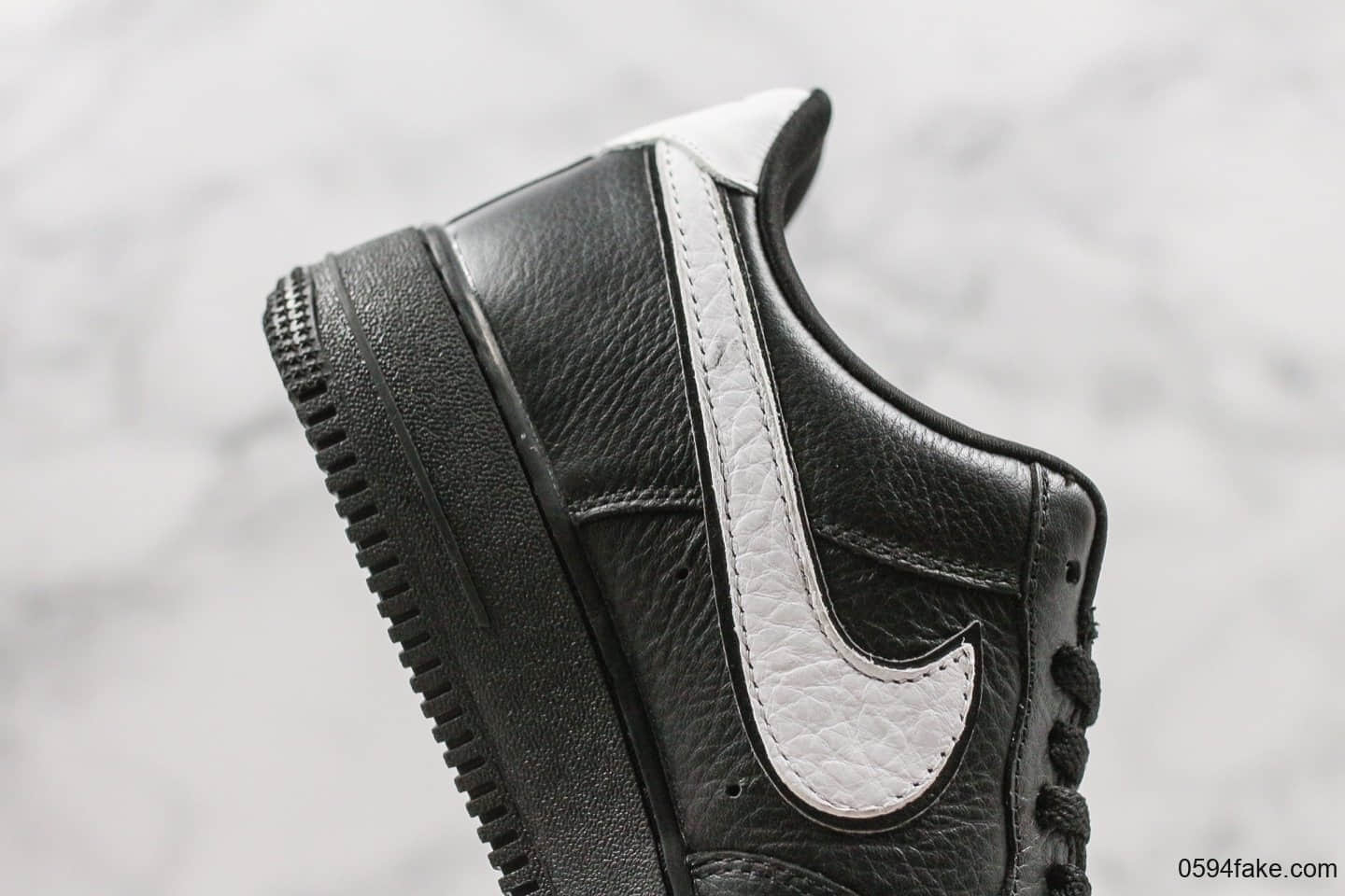 耐克Nike Air Force 1 Low Retro QS FRIDAY纯原版本星期五空军一号黑白原厂头层皮内置气垫区别市面通货版本 货号：CQ0492-001