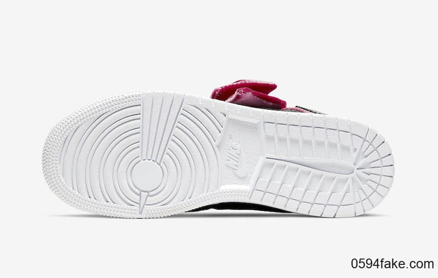 超大蝴蝶结!少女心爆棚!Air Jordan 1 Mid新品即将发售! 货号:CK5678-006