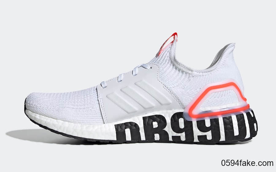 纪念“三冠王”二十周年!贝克汉姆 x adidas Ultra Boost 2019现已发售! 货号:FW1970