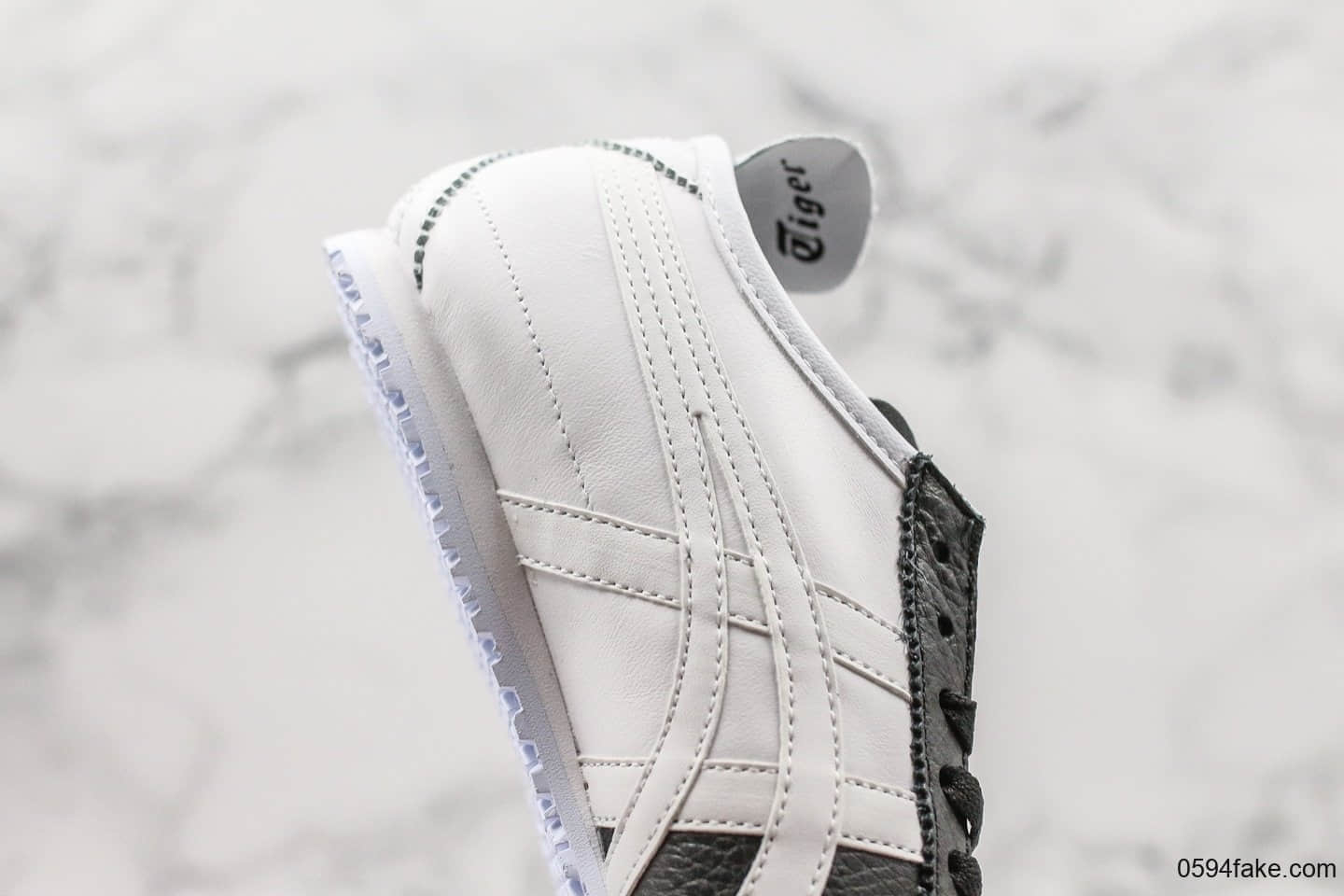 亚瑟士Asics Tiger Mexico 66头层皮面休闲运动跑鞋黑白公司级带半码四联官方吊牌乳胶组合鞋垫 货号:1183A646-009