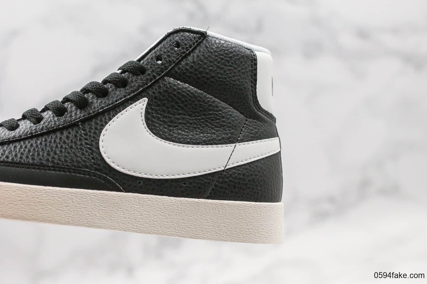 耐克Nike Blazer Mid Vintage Suede开拓者中帮板鞋黑白真标带半码原版皮料细节做工
