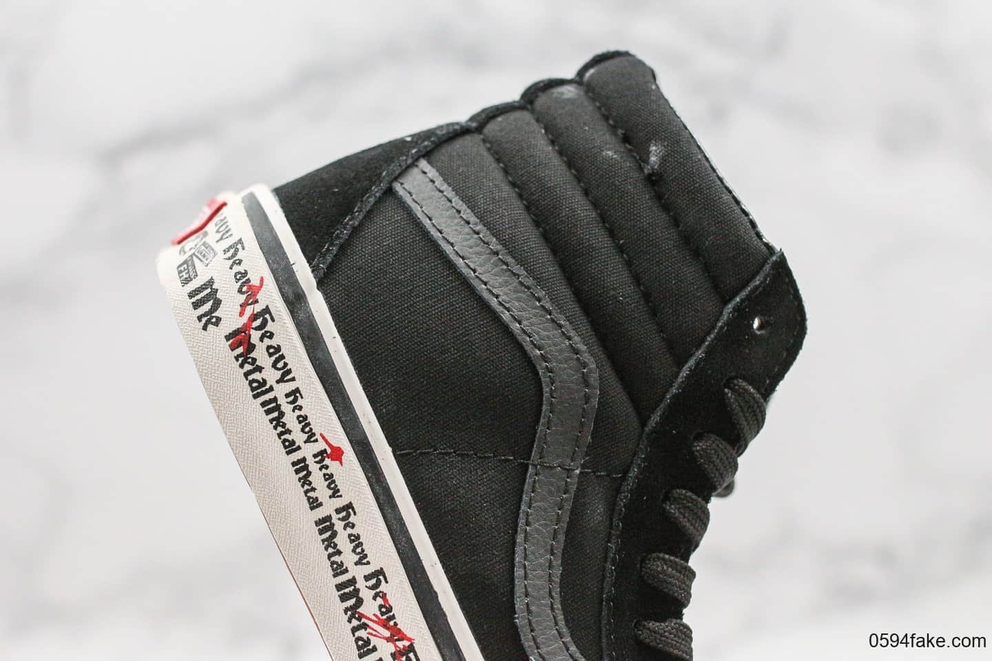 万斯Vans SK8-Hi公司级版本安娜海姆经典系列黑白字母梵文板鞋原厂硫化工艺 货号:VN0A38GFTIO