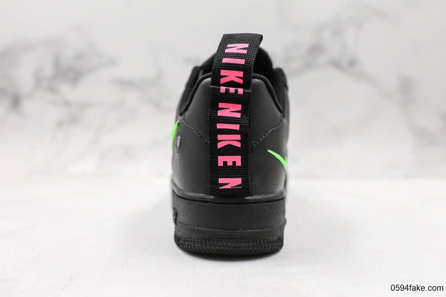 耐克Nike Air Force 1 LV8 UL纯原版本空军一号黑粉绿勾低帮休闲运动板鞋 货号：CQ4611-001