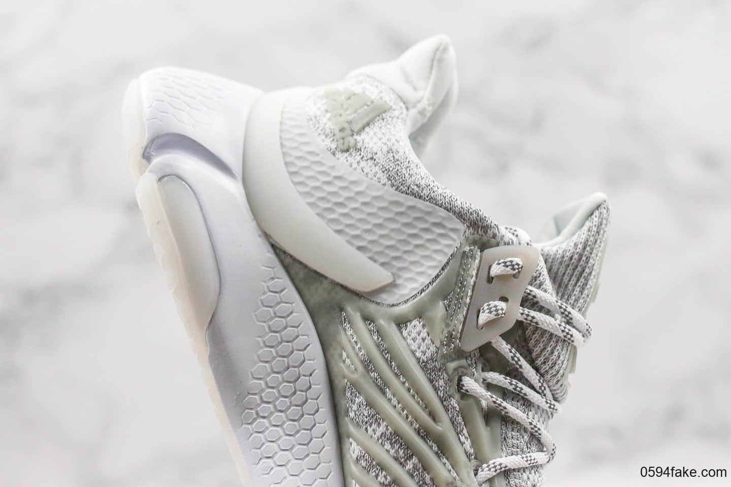 阿迪达斯Adidas Alphabounce x Yeezy Boost M纯原版本阿尔法椰子联名款白色夜光满天星原盒市售最高版本 货号:AY6685