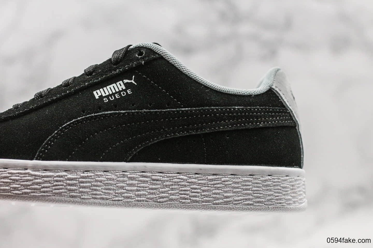 彪马Puma Suede Classic Wn's纯原版本2019年新款阴阳款鸳鸯鞋原厂鞋垫中底正品代购同源大几率过验 货号:371278-01