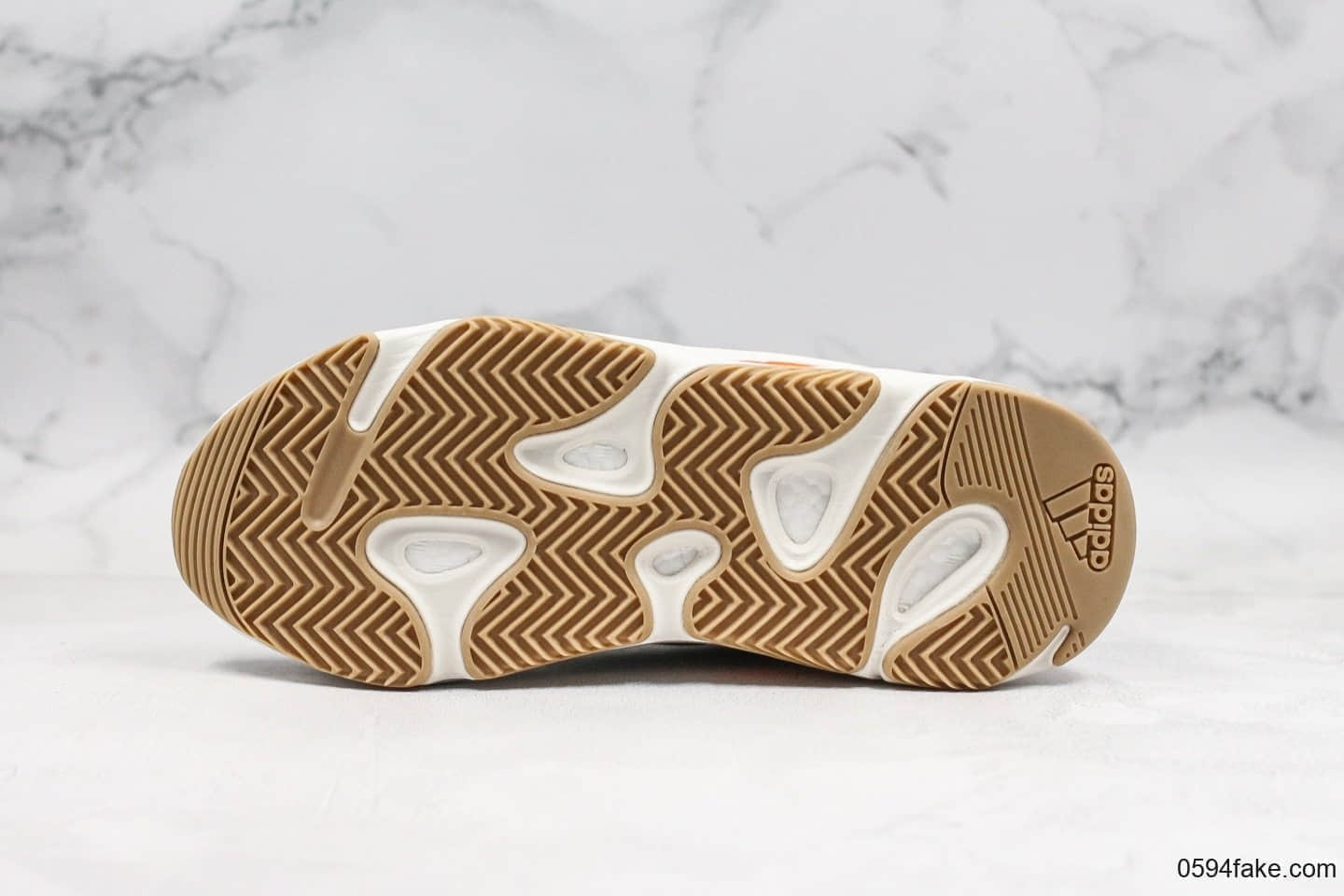 阿迪达斯Adidas Yeezy 700 Boost MAGNET椰子700磁铁配色虎扑纯原版本亲测APP大概率无法鉴定原厂巴斯夫大底 货号:FV9922