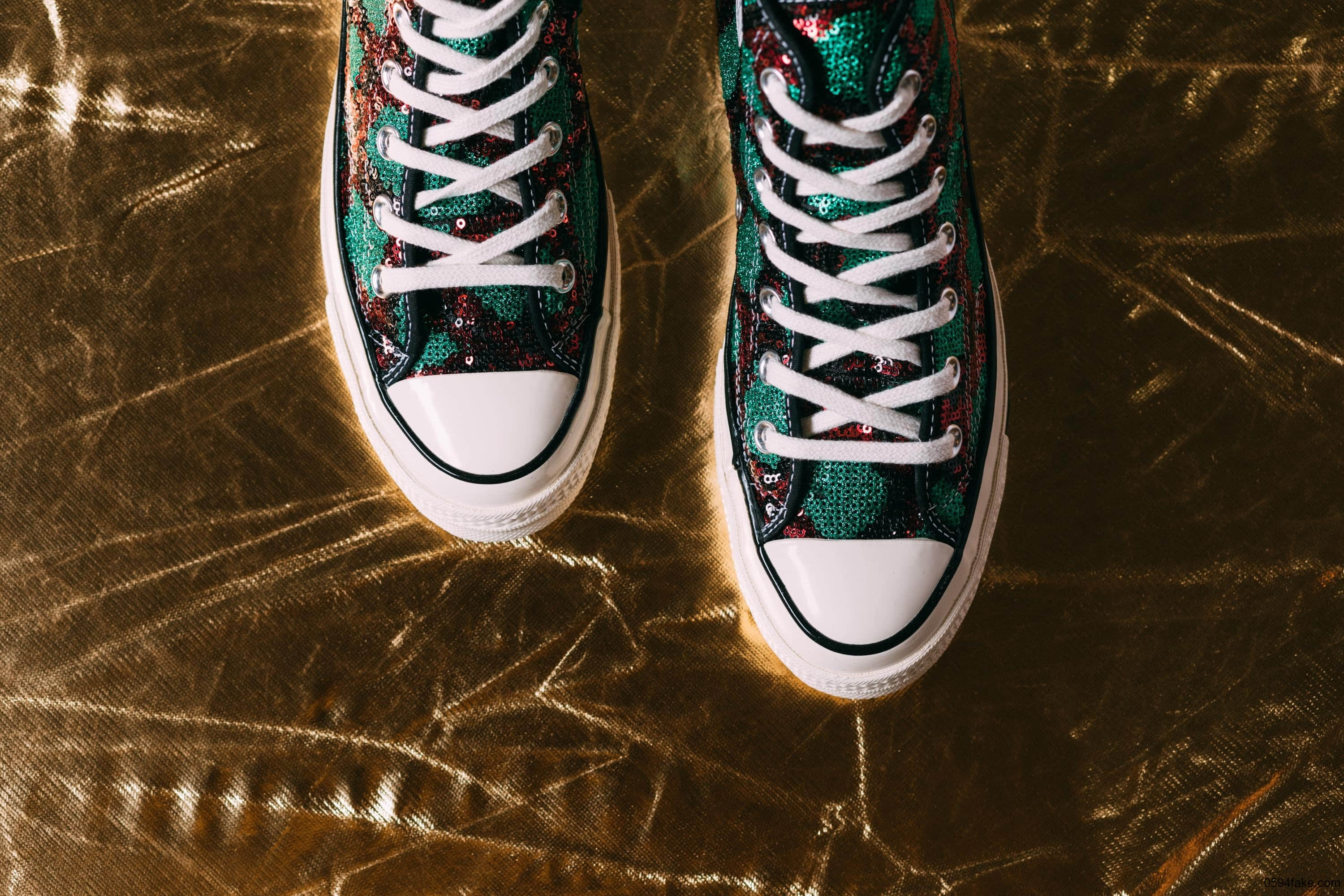吸睛亮片装扮!两款Converse全新配色即将发售!