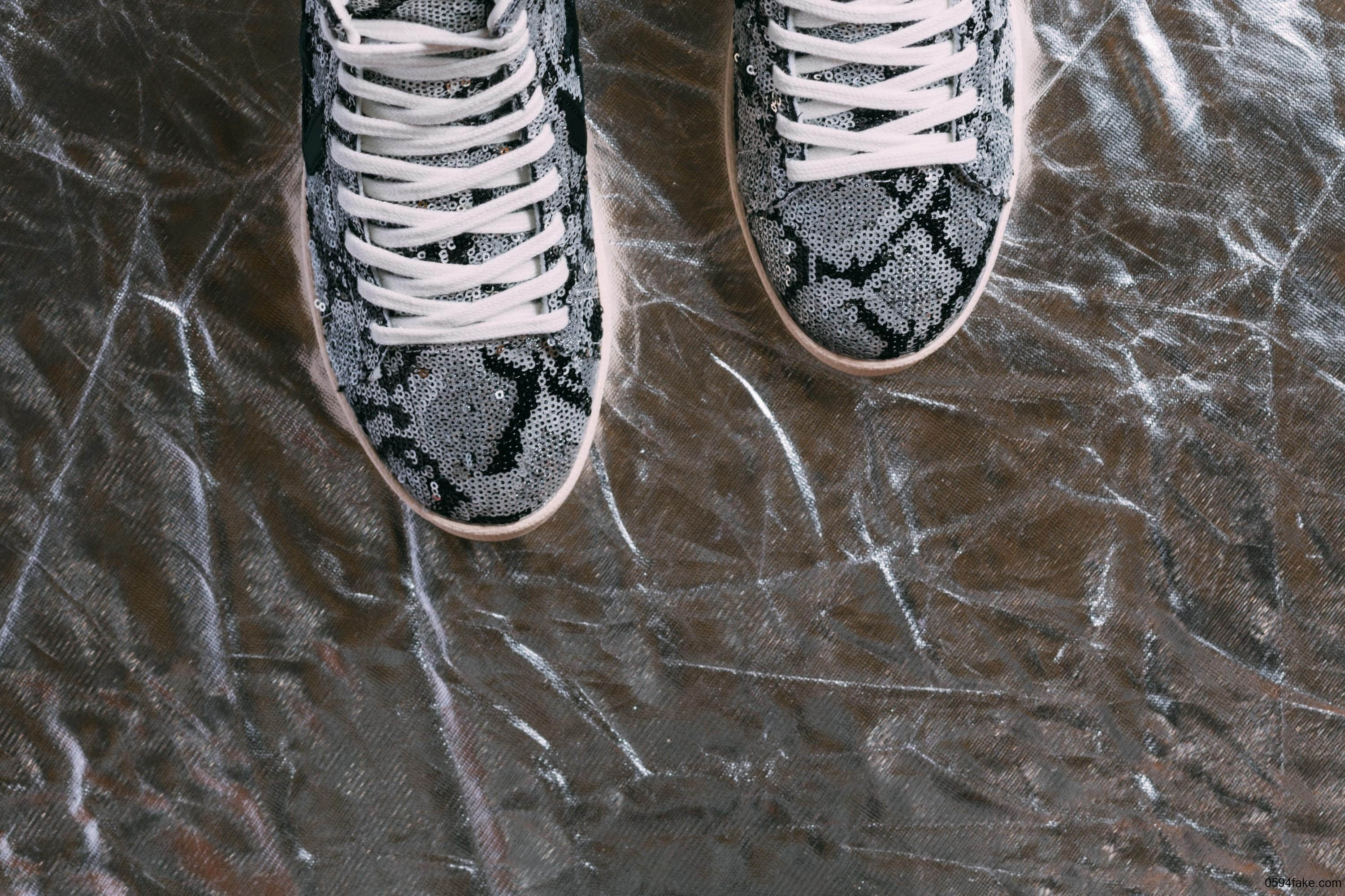 吸睛亮片装扮!两款Converse全新配色即将发售!