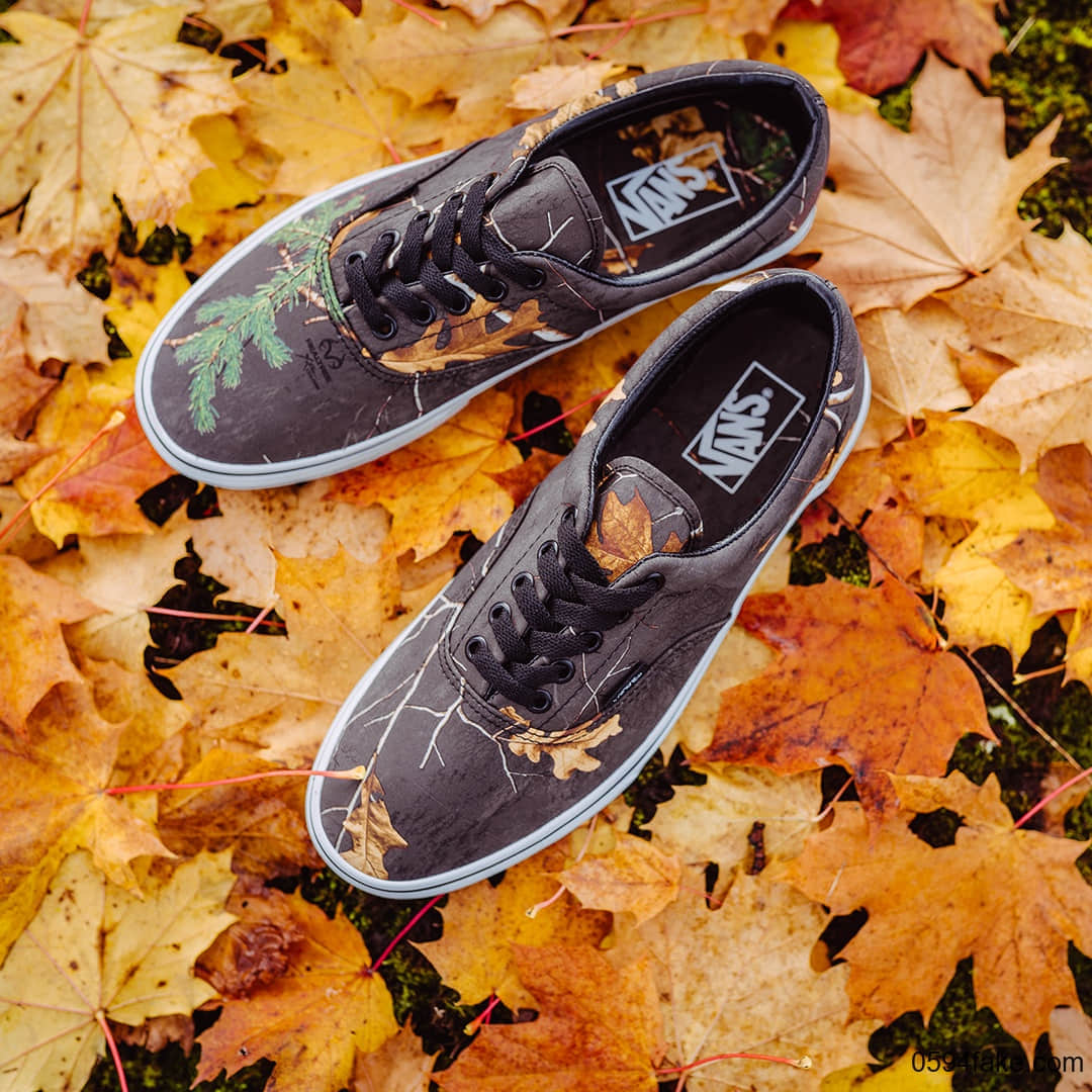 Vans最新联名款落叶配色加持!潮流风格由你打造