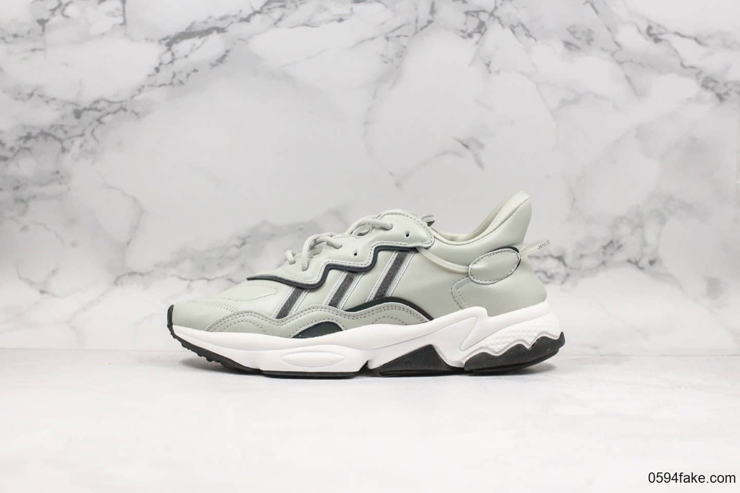 阿迪达斯Adidas Ozweego adiprene公司级版本水管老爹鞋皮面款3M反光鞋面复古运动老爹鞋 货号:EE7005