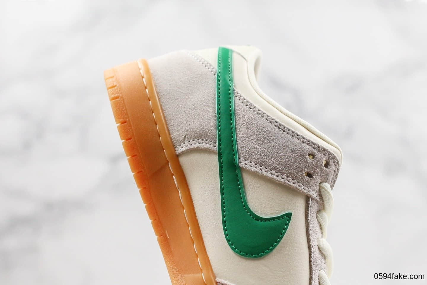 耐克Nike SB Dunk Low Pro纯原版本复古白绿配色SB DUNK原厂头层原盒原标区别市面通货版本 货号:854866-121