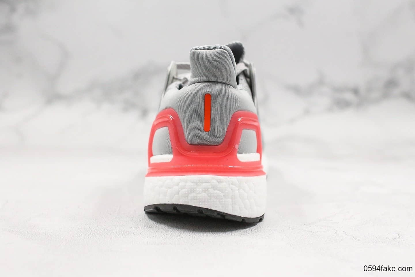 阿迪达斯AdidasUltraBoost19 CONSORTIUM纯原版本全新UB6.0跑步鞋灰色满天星限定配色官方同步新品首发 货号:EG0709