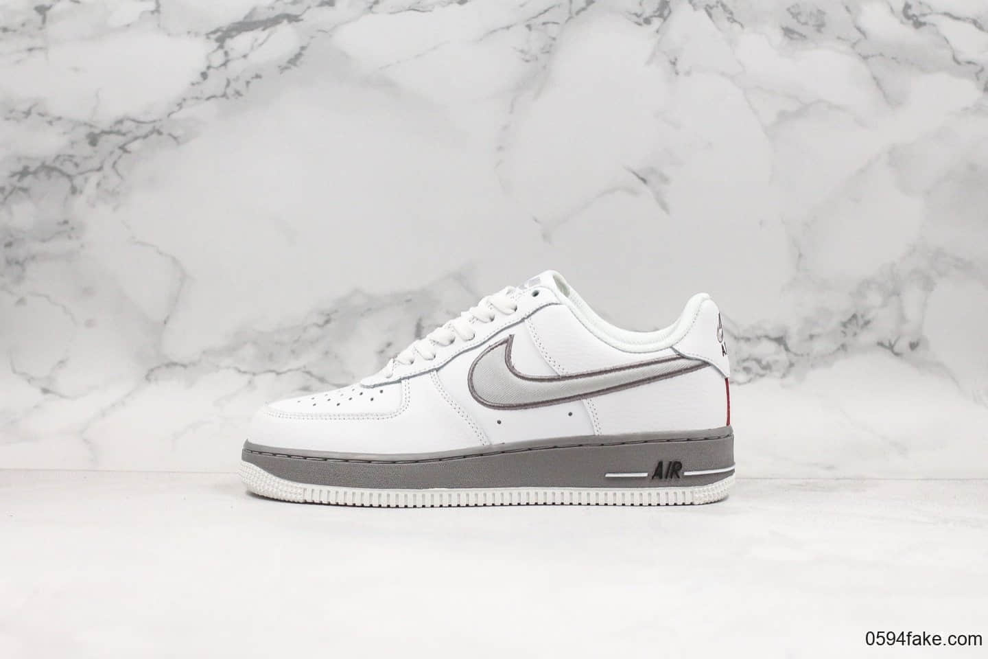 耐克Nike Air Force 1 Low '07低帮空军一号灰白复古海外限定配色内置全掌气垫原楦头原纸板打造 货号：AH0968-033