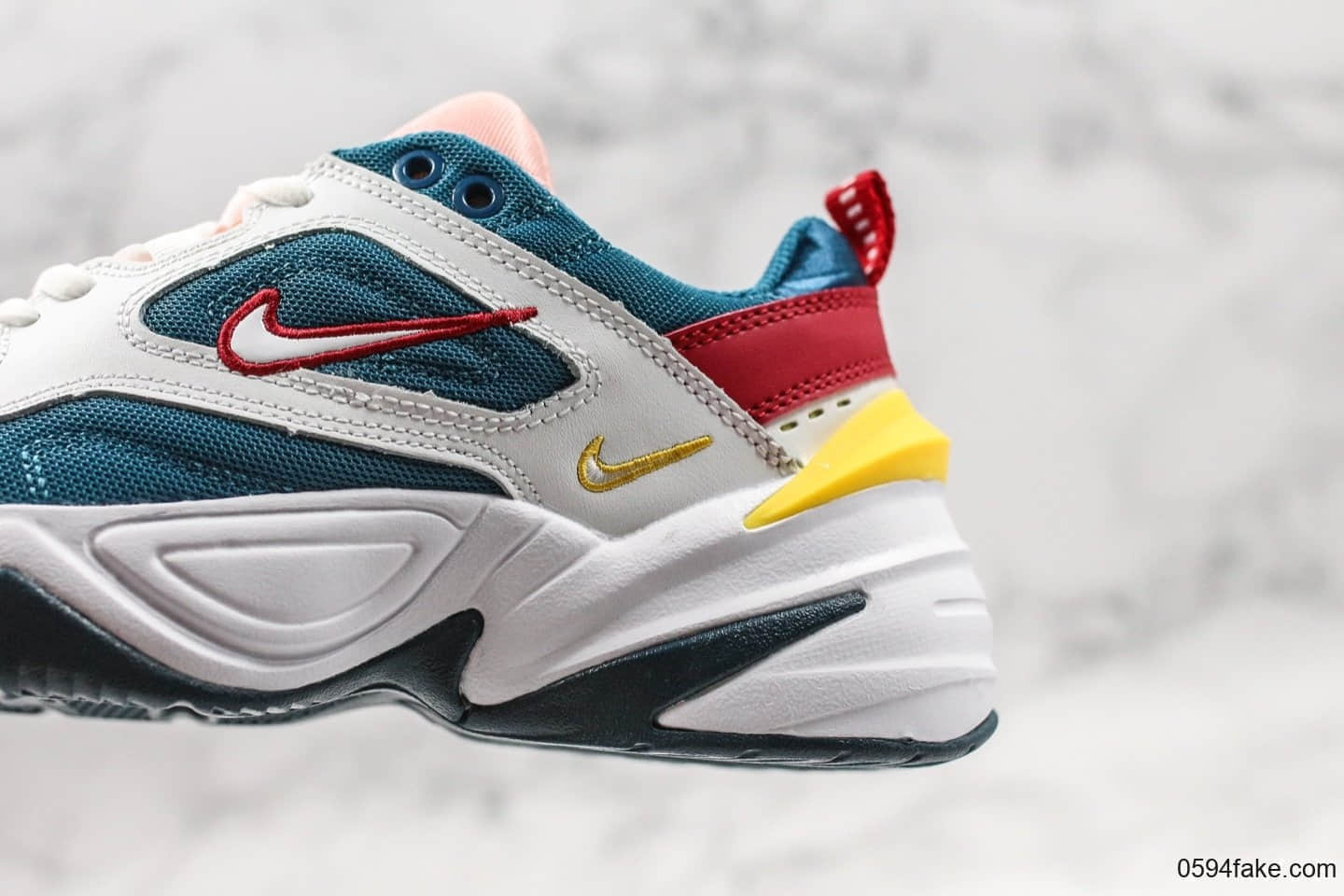 耐克Nike M2K Tekno纯原版本全网独家首发实拍M2K复古老爹鞋红绿白原厂渠道天猫外贸客户指定版本 货号:AO3108-402