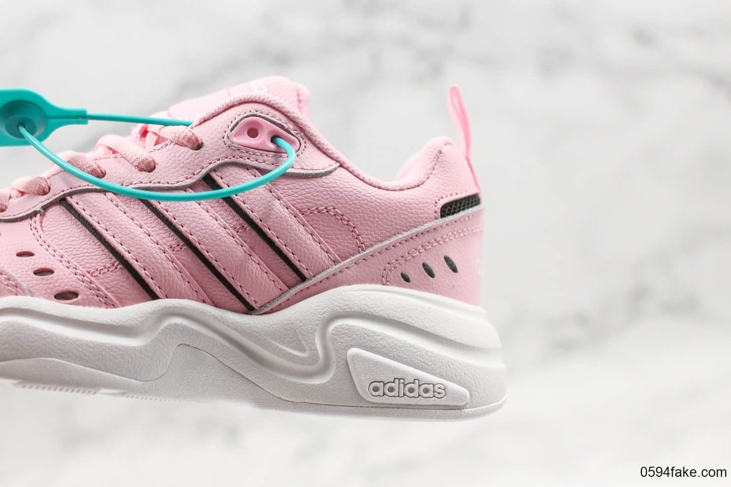 阿迪达斯Adidas Men's Strutter Running Shoes公司级版本三叶草新款轻便老爹鞋粉色 货号:EG6225