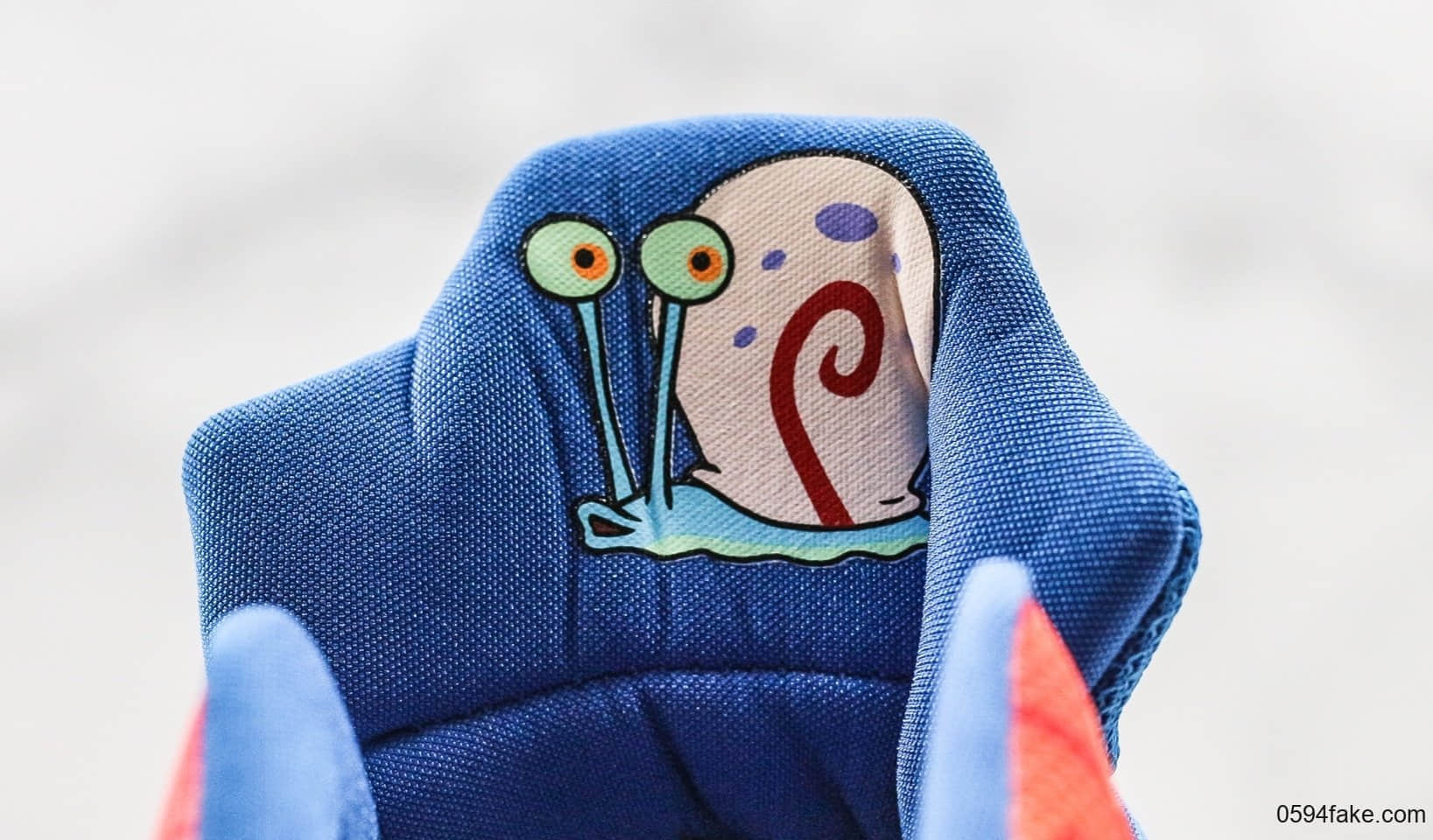 耐克Nike Kyrie 5 x SpongeBob纯原版本欧文5代联名海绵宝宝主题菠萝屋配色内置原厂气垫原盒原标支持实战 货号：CJ6951-800