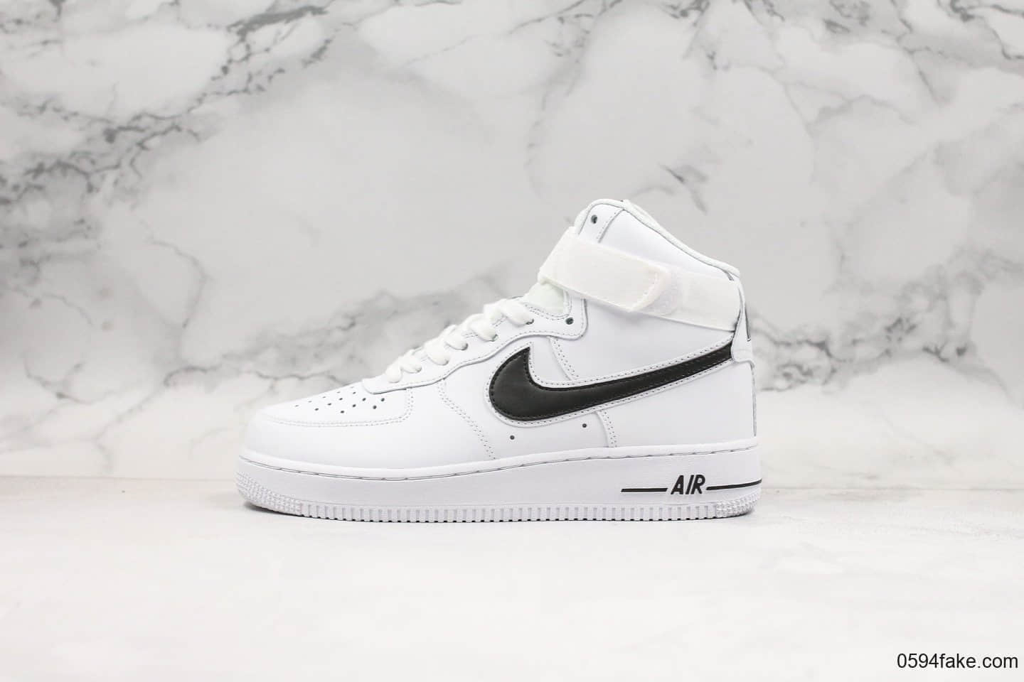 耐克Nike Air Force 1 High ’07纯原版本高帮空军一号海外发售款黑白内置全掌气垫 货号:AT4141-108