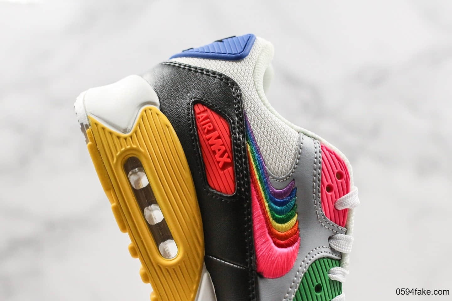 耐克Nike Air Max 90 “Betrue”复古气垫鞋休闲慢跑鞋彩虹系列限定配色炫彩纯原带半码原盒原标精细做工 货号:CJ5482-100