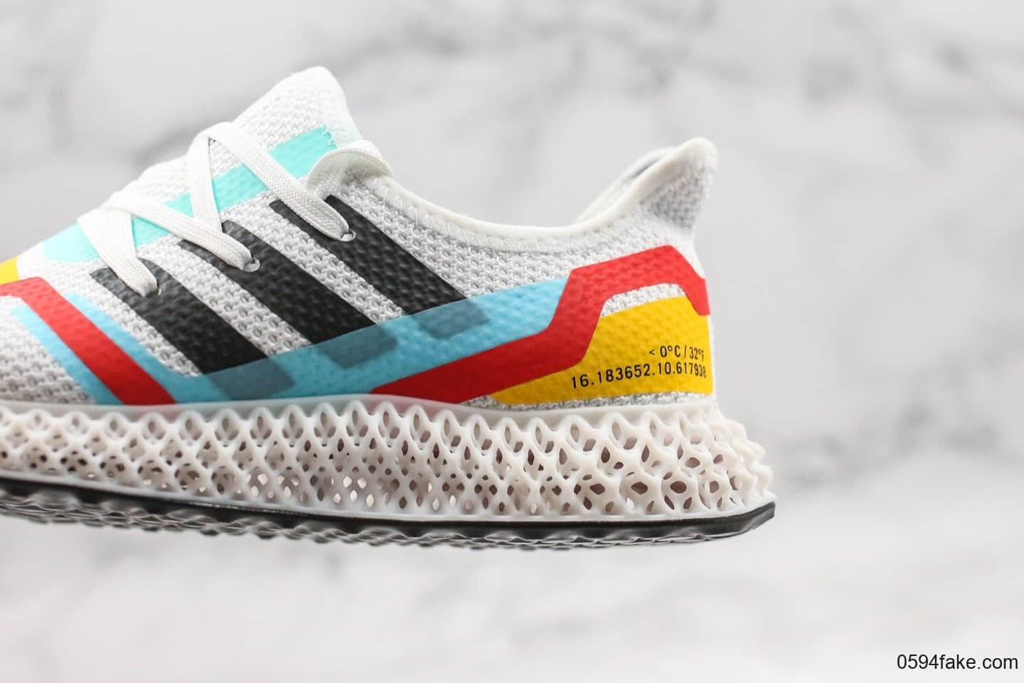 阿迪达斯adidas AlphaEdge 4D LTD阿尔法跑鞋4D科技运动鞋风雨雪全天候警戒纯原带半码全球限量版科幻前卫 货号:EQ8808