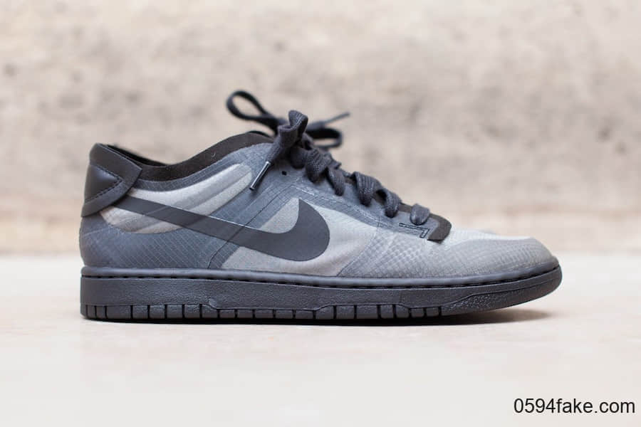 CDG x Nike Dunk Low更多实物图曝光!个性百搭!