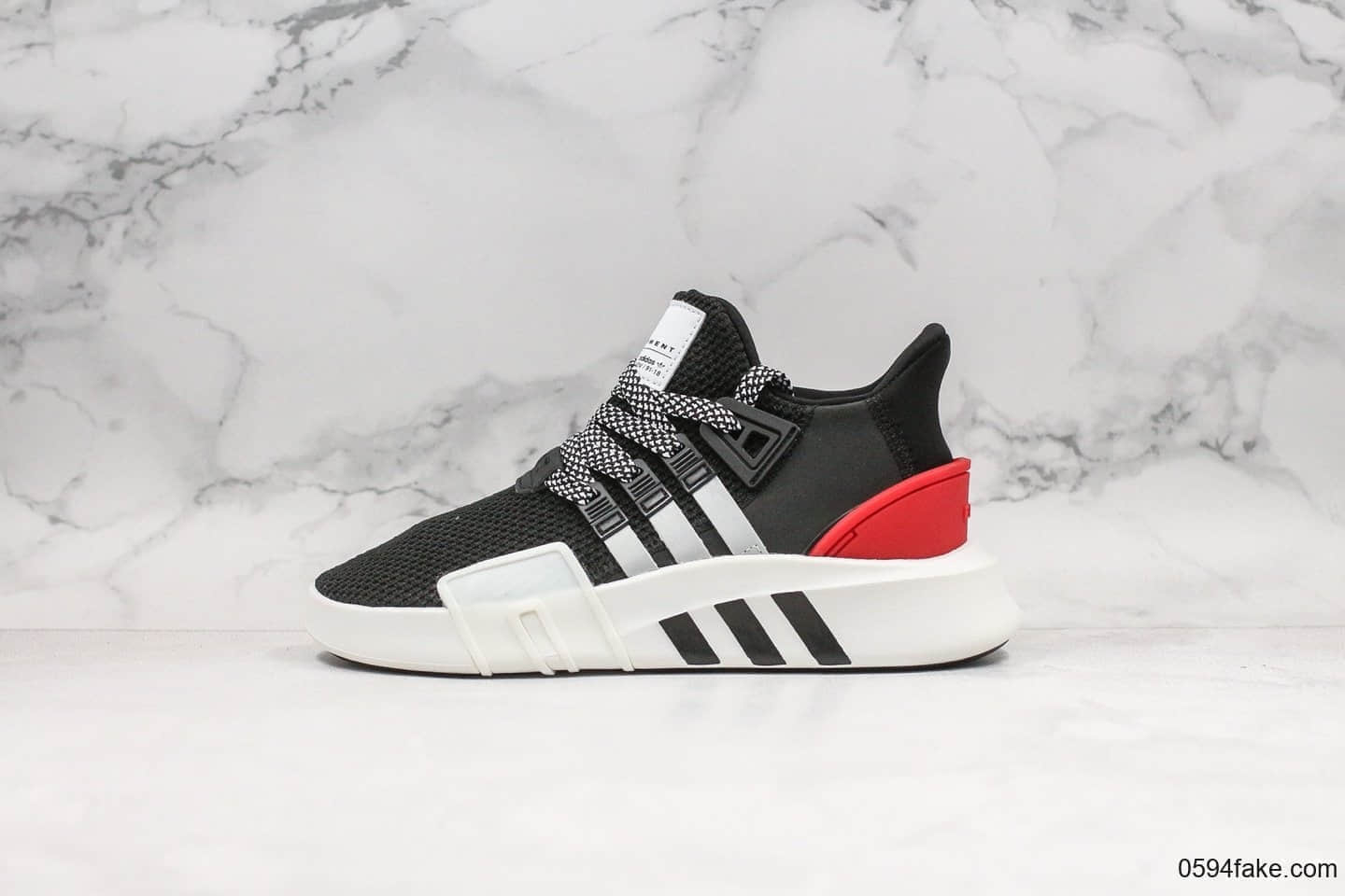 阿迪达斯Adidas EQT Bask ADV纯原级蜂窝呼吸代购指定版本正确PU大底阿迪EQT休闲运动鞋区别市面先行版本 货号:EE5024