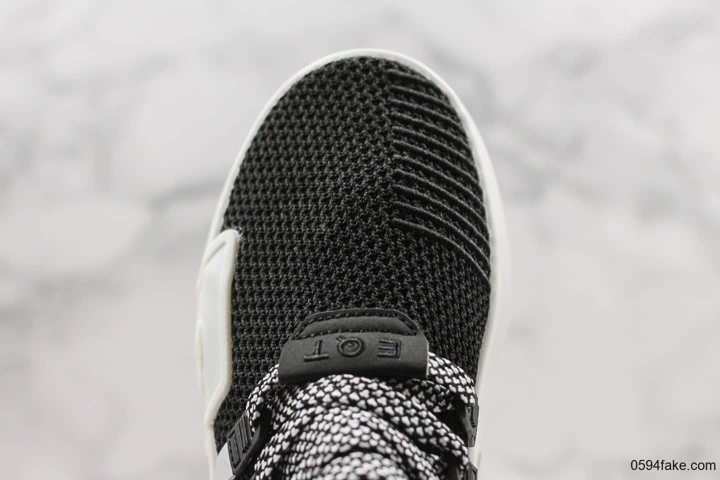 阿迪达斯Adidas EQT Bask ADV纯原级蜂窝呼吸代购指定版本正确PU大底阿迪EQT休闲运动鞋区别市面先行版本 货号:EE5024