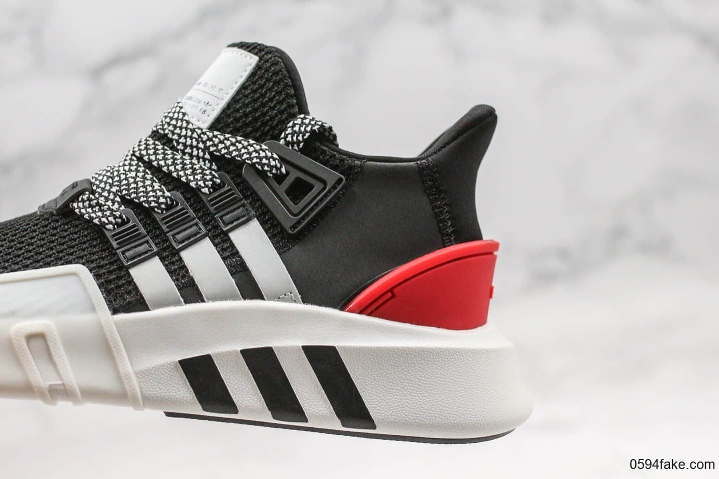 阿迪达斯Adidas EQT Bask ADV纯原级蜂窝呼吸代购指定版本正确PU大底阿迪EQT休闲运动鞋区别市面先行版本 货号:EE5024