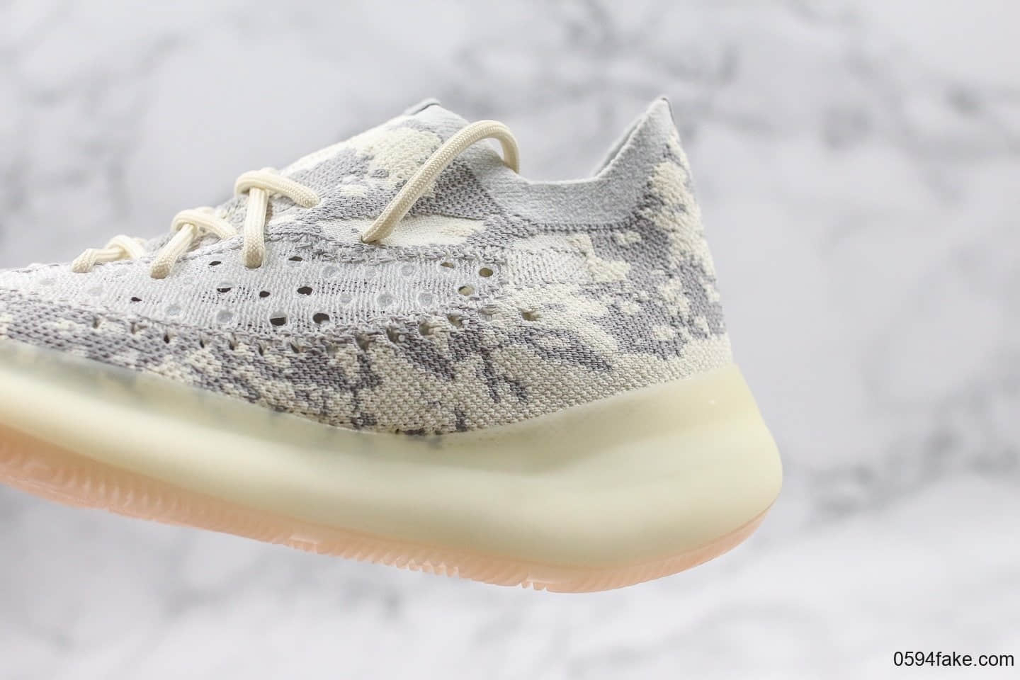 阿迪达斯Adidas Yeezy Boost 350 V3 Alien侃爷椰子350联名限定V3原厂巴斯夫中底原档案菲林稿飞织原面开版精准激光雕刻 货号:FV3260