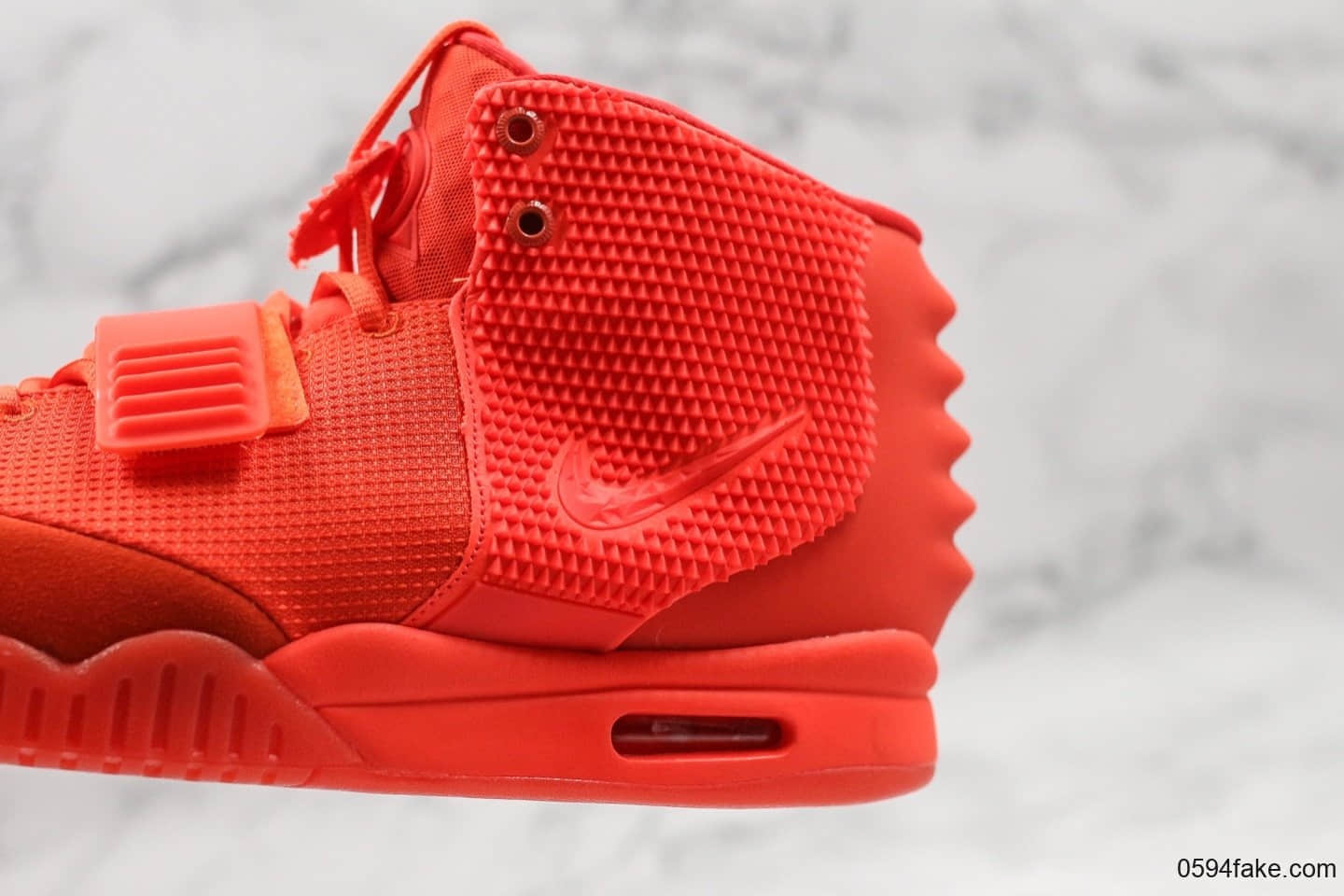 耐克Nike AIR YEZZY 2 NRG椰子机能鞋红色纯原版本侃爷联名款原厂气垫 货号:508214-660