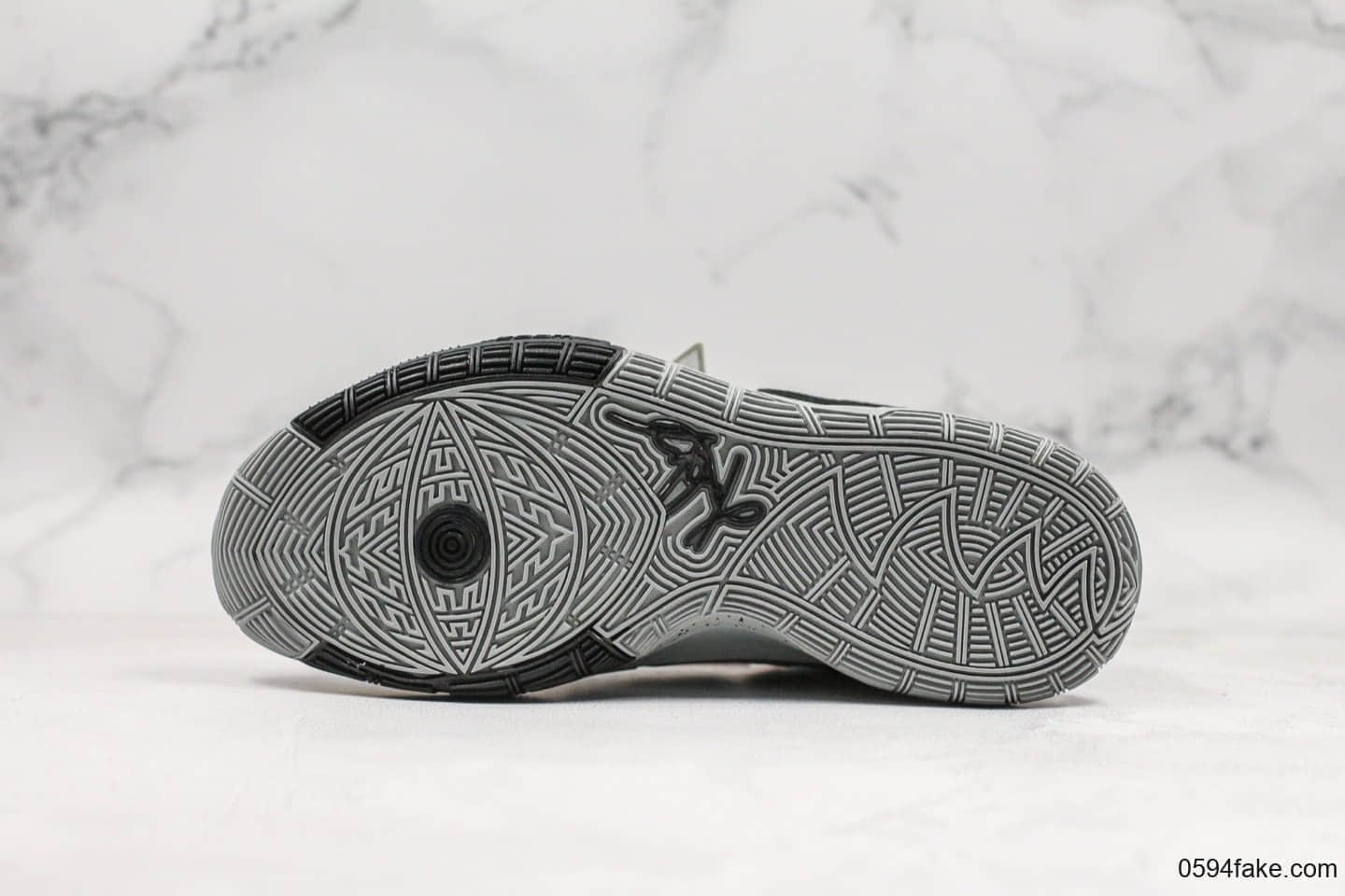 耐克Nike Kyrie 6 EP欧文6灰色纯原版本独家私模独家内置RFID防伪芯片内置ZOOM TURBO气垫 货号：BQ9377-101