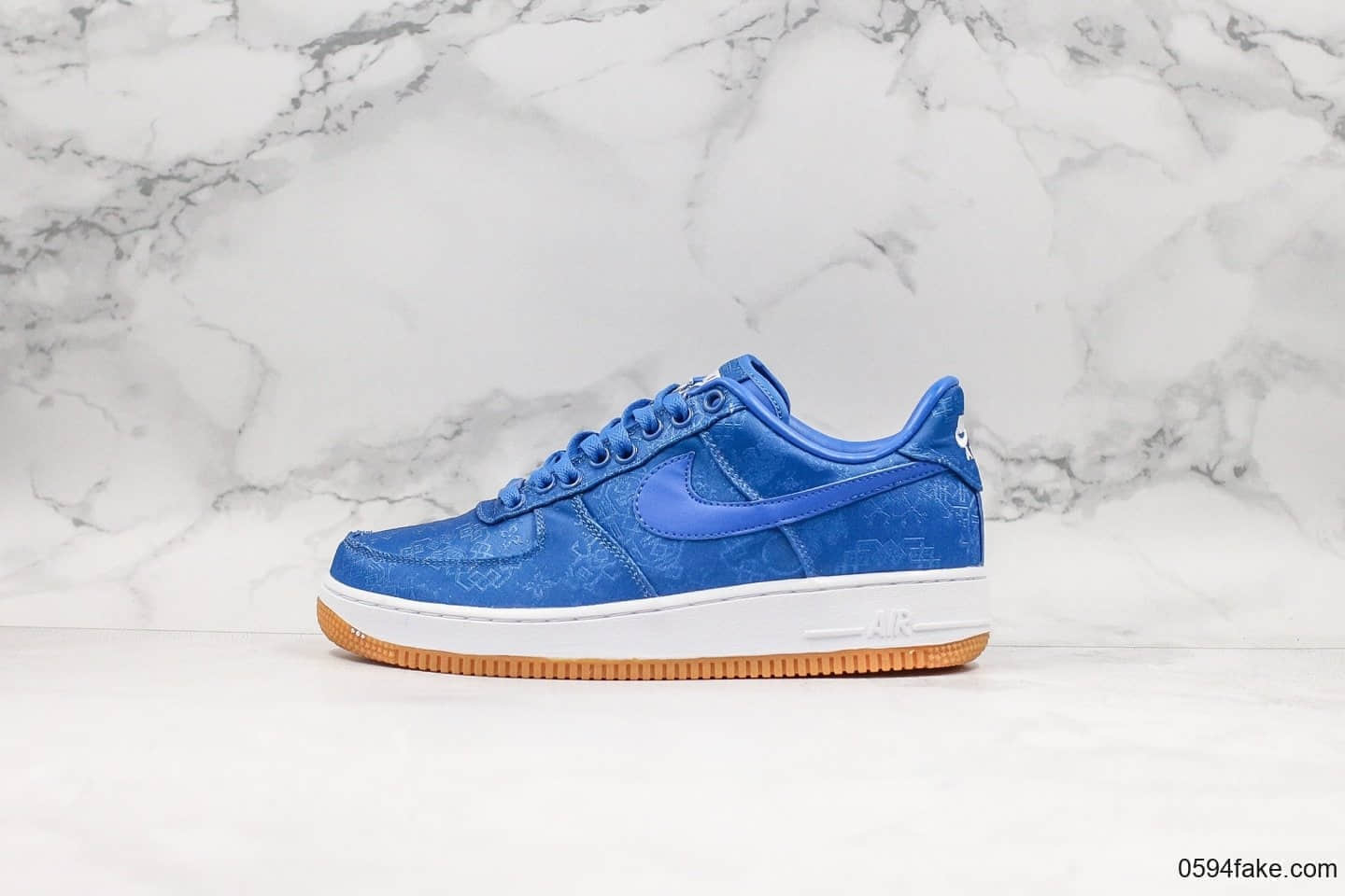 耐克CLOT x Nike Air Force 1陈冠希主理品牌联名空军一号蓝丝绸公司级带半码原装夜光水晶外底 货号：AO9286-400