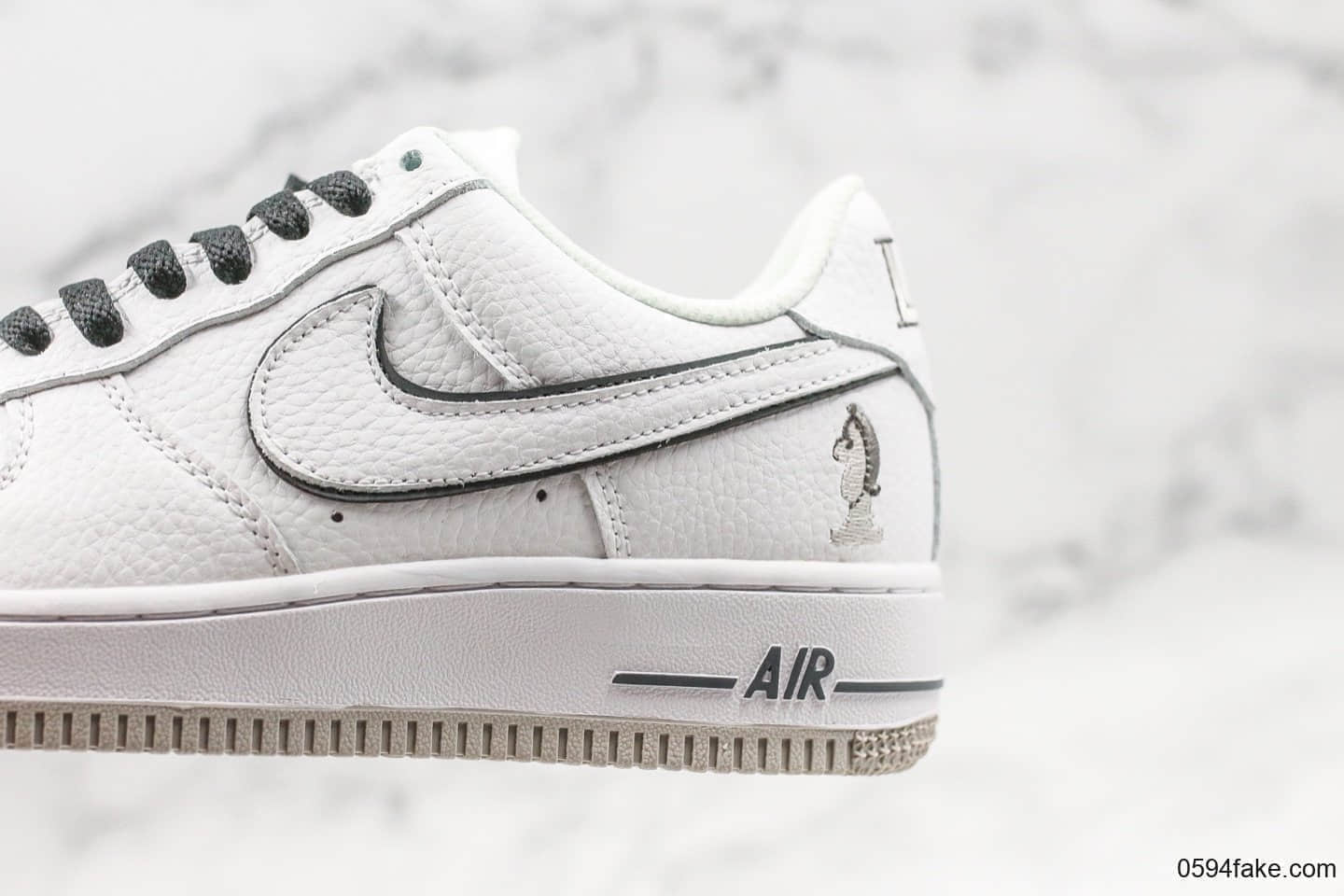 耐克Nike Air Force 1 Low Premium“Four Horsemen”空军一号PE詹姆斯限定款AF1四骑士配色公司级带半码硬质牛剖层移模革原盒原标货号:AH6818-128