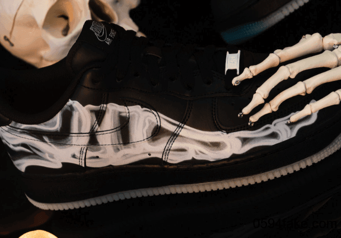 Nike Air Force 1 Low“ Black Skeleton”还有配套服饰!下周就发售! 货号:BQ7541-001