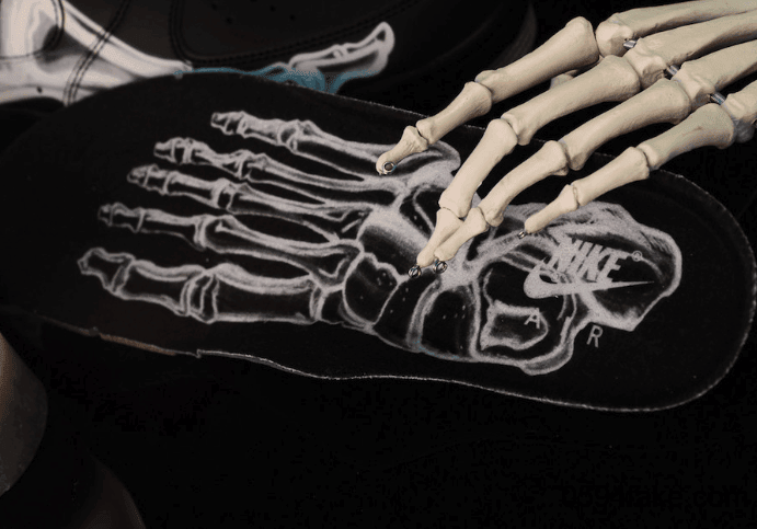 Nike Air Force 1 Low“ Black Skeleton”还有配套服饰!下周就发售! 货号:BQ7541-001