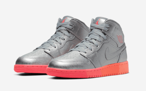 闪闪惹人爱!Air Jordan 1 Mid新配色超亮眼! 货号:555112-006