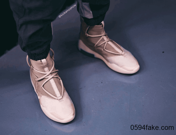 秋日气质燕麦色!Nike Air Fear of God 1“ Oatmeal”将于11月2日发售! 货号:AR4237-900