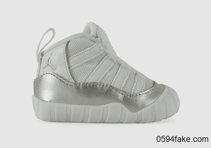 Air Jordan 11“ Metallic Silver”也有婴童尺码了!超可爱有没有! 货号:CI6165-100