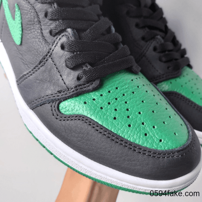 黑绿Air Jordan 1释出最新实物图!明年发售! 货号:555088-030