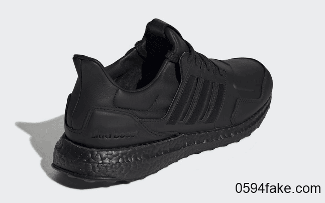 全新adidas Ultra Boost跑鞋现已发售!百搭不挑人!