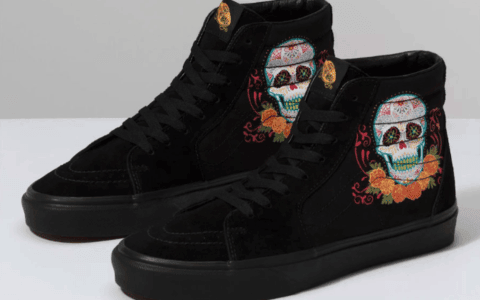 “亡灵节”配色!这双Vans Sk8-Hi你打几分?