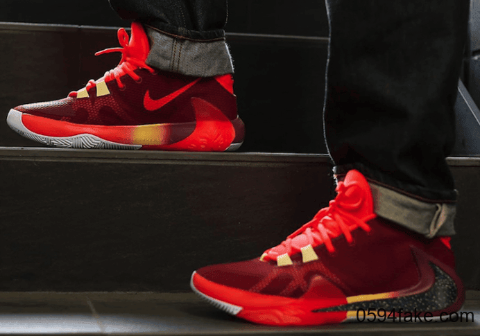 Nike Zoom Freak 1新配色惊艳登场!绝对亮眼! 货号:BQ5422-600