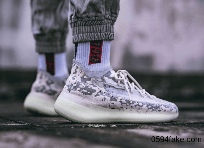 Yeezy Boost 380“ Alien”释出最新实物图和上脚美照!好看到发出土拨鼠尖叫! 货号:FB6878