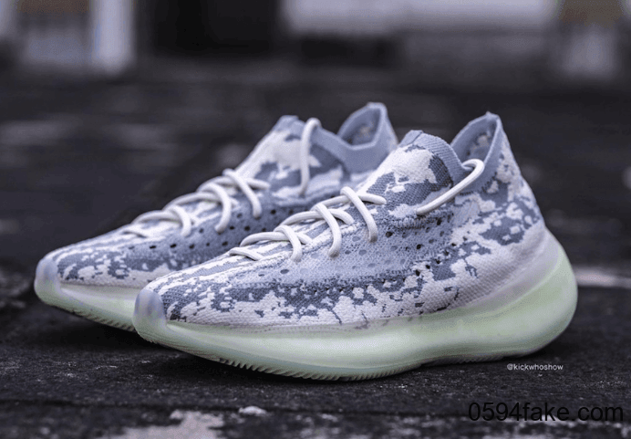 Yeezy Boost 380“ Alien”释出最新实物图和上脚美照!好看到发出土拨鼠尖叫! 货号:FB6878